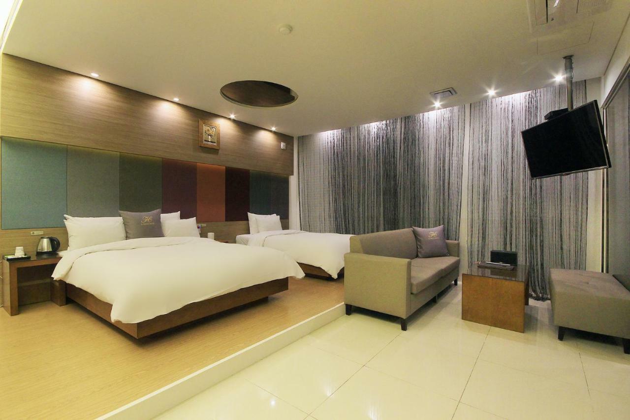 H Drive Hotel Iksan Exterior foto