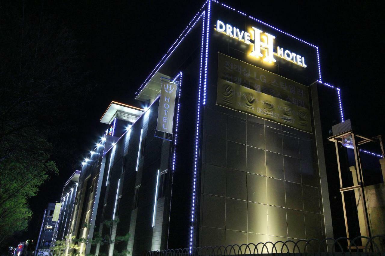 H Drive Hotel Iksan Exterior foto