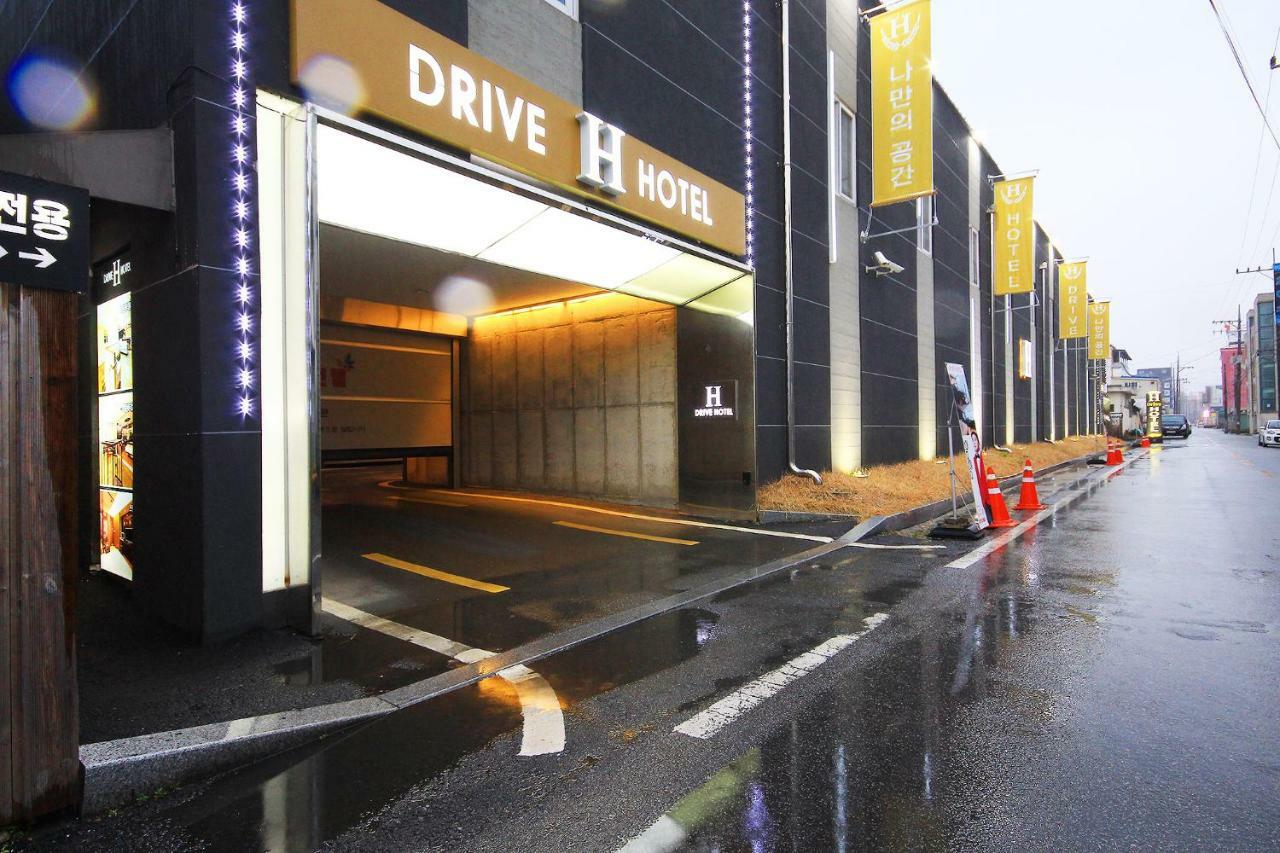 H Drive Hotel Iksan Exterior foto