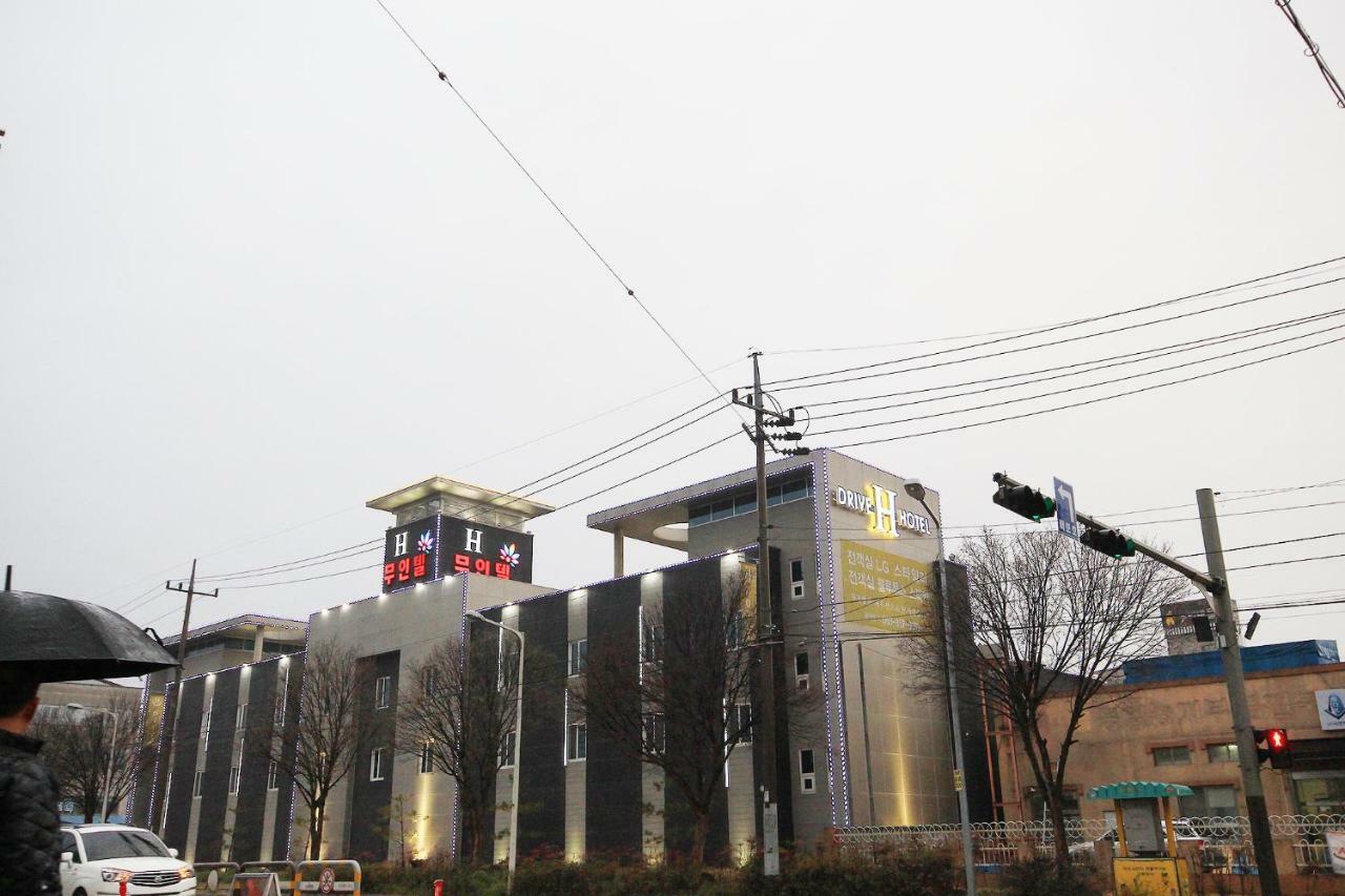 H Drive Hotel Iksan Exterior foto