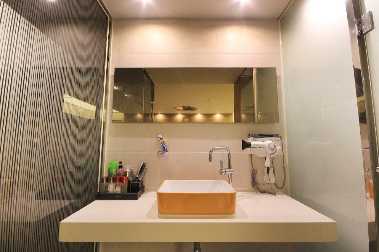 H Drive Hotel Iksan Exterior foto