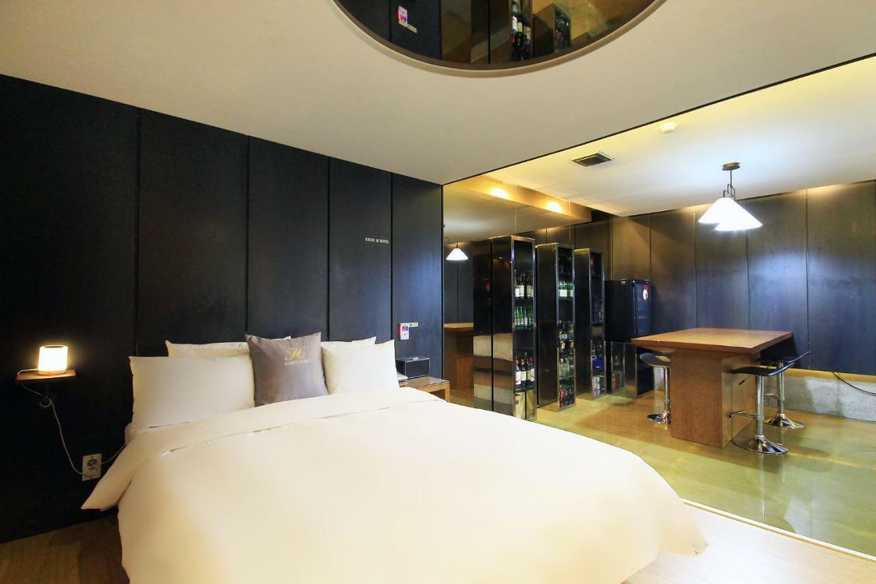 H Drive Hotel Iksan Exterior foto