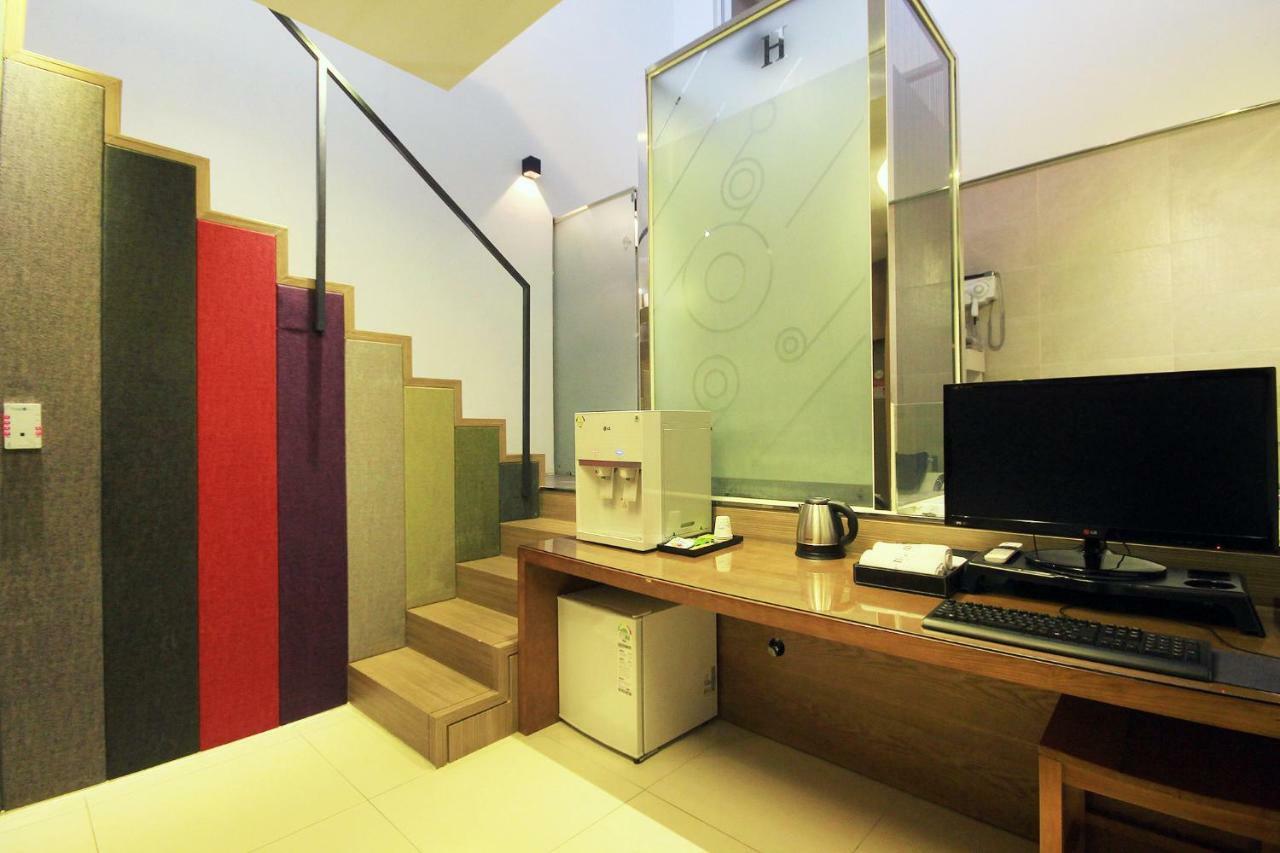 H Drive Hotel Iksan Exterior foto