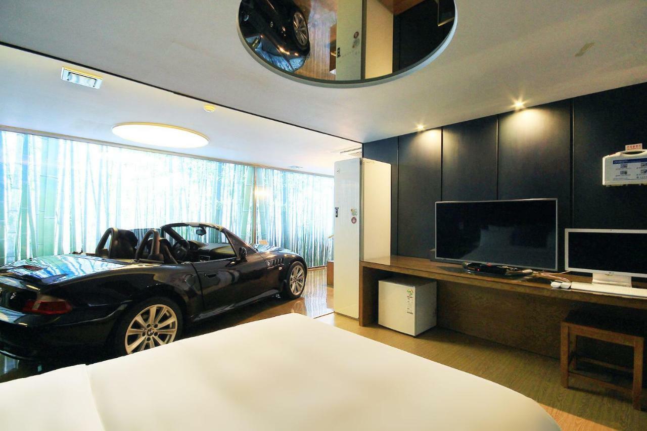 H Drive Hotel Iksan Exterior foto