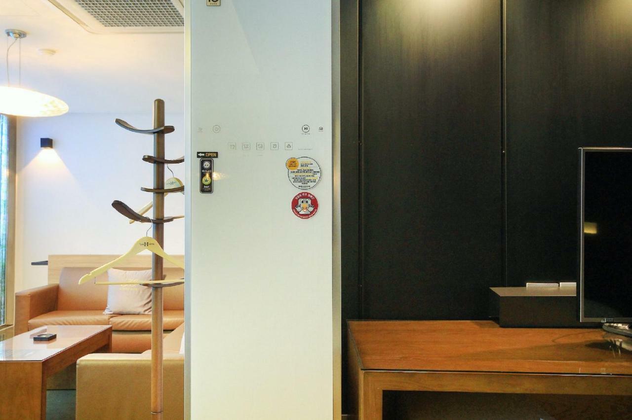H Drive Hotel Iksan Exterior foto
